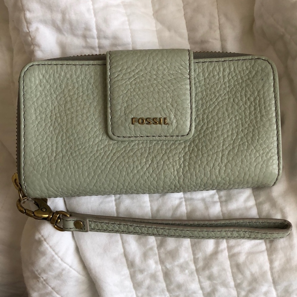 Light mint green Fossil wallet wristlet